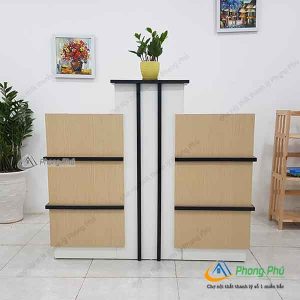 Quầy lễ tân QLT01
